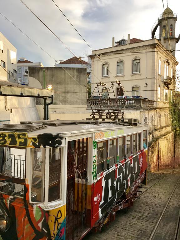 Lavra Tram Apartment Лиссабон Экстерьер фото